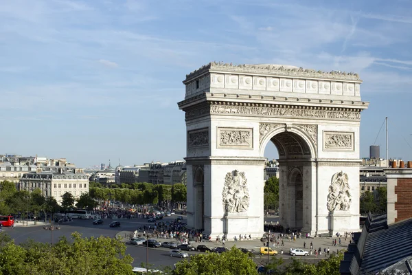 O Arco do Triunfo em Paris, França — Fotografia de Stock