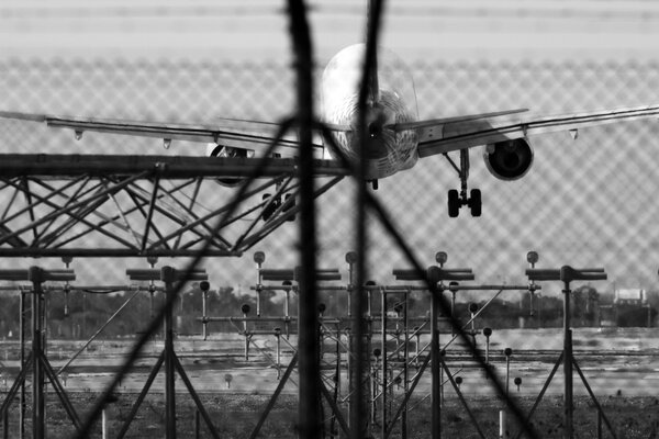 Самолетная телефония
