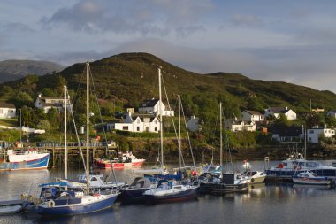 kyleakin Harbour, Isle of skye balıkçı tekneleri