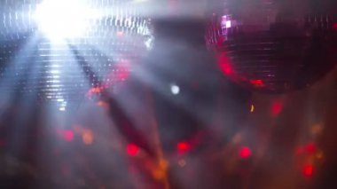 Discoball video