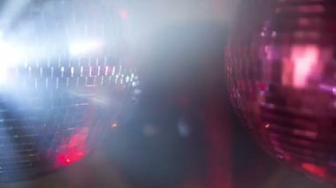 Discoball video