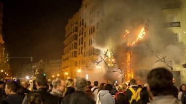 Fallas Festivali valencia karnaval İspanya