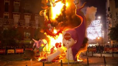 Fallas Festivali valencia karnaval İspanya