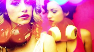 seksi disco dansçı kızlar parti
