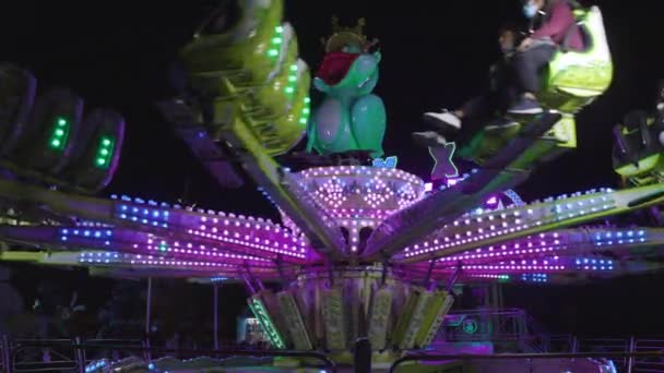 Kermis rit op carnaval in slow motion — Stockvideo