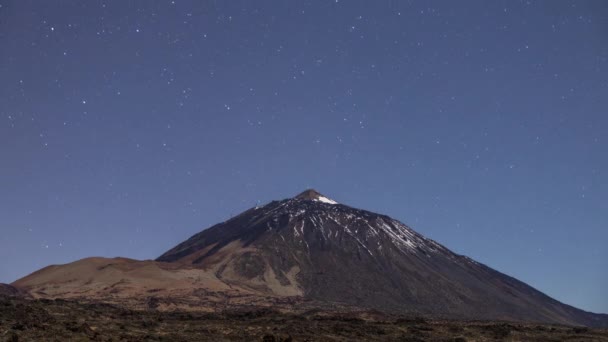 El teide på tenerife kanariefåglar på natten — Stockvideo