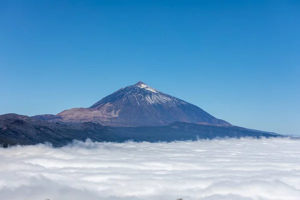 El teide in den Wolken Teneriffa — Stockfoto