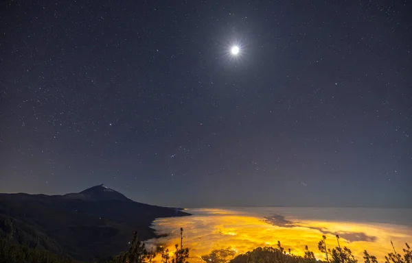 Gece vakti Tenerife 'de yıldızlar — Stok fotoğraf