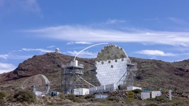 Наукові телескопи в ла-пальмі — стокове відео
