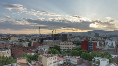 Gün batımında Barcelona ufuk çizgisi zaman çizelgesi