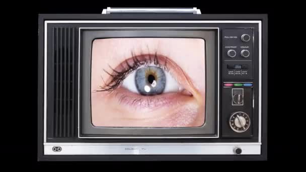 Μια Συλλογή Από Μεταβαλλόμενες Τηλεοράσεις Ένα Μάτι Στην Οθόνη — Αρχείο Βίντεο