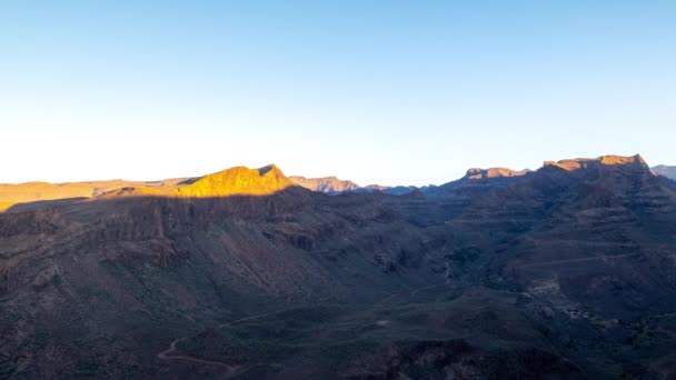 Időhasadék Hegyi Belsejében Gran Canaria Spanyolország Reggeli Árnyék Mozog Táj — Stock videók