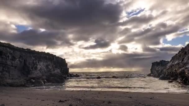 Uma Cronologia Uma Praia Deserta Nascer Sol Nas Ilhas Canárias — Vídeo de Stock