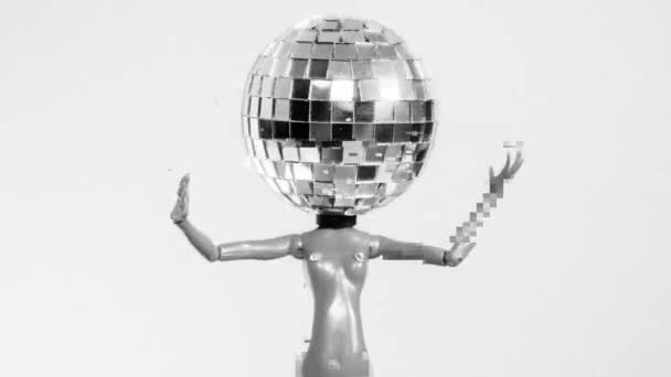 Sparkling Doll Discoball Head Dances Black White — Αρχείο Βίντεο
