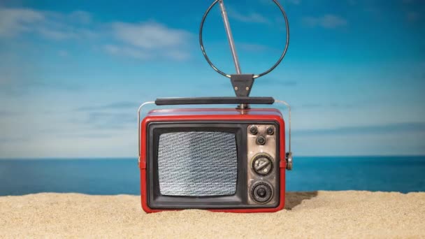Ein Vintage Fernseher Strand Mit Statischer Und Defekter Panne Auf — Stockvideo
