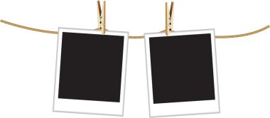 Kuru bir çizgi üzerinde asılı fotoğraf