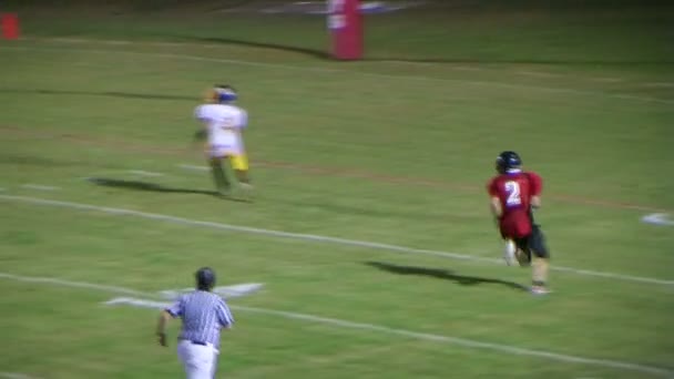 Voetbal interceptie voor touchdown — Stockvideo