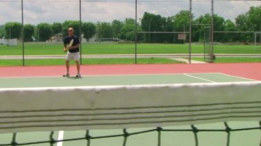 tenis oyuncusu yaylım