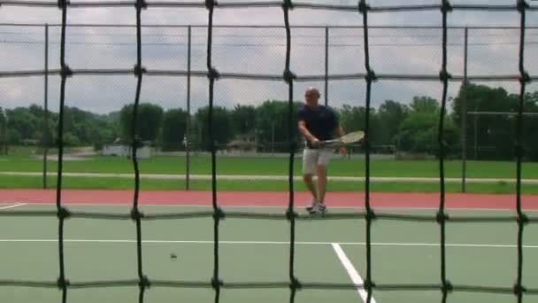 Tennis spelare salvor — Stockvideo