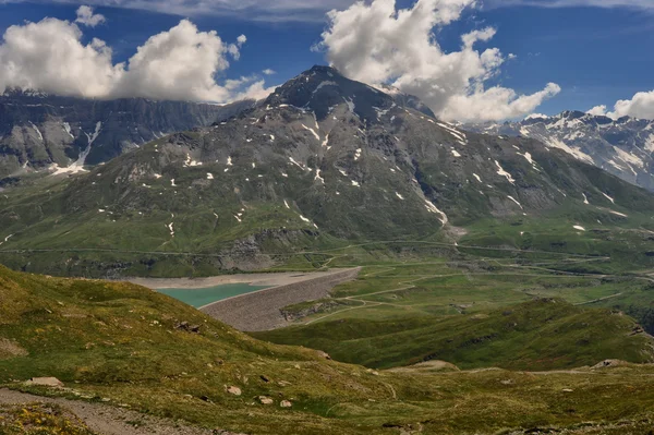 Panorama jeziora cenis mont — Zdjęcie stockowe