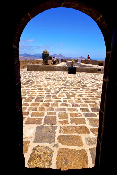 V teguise arrecife lanzarote castillo coloradas věž a — Stock fotografie