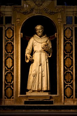 Napoli İtalya heykel çakıl ocağı