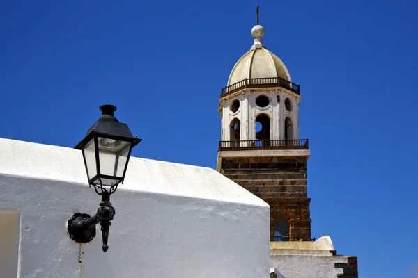 テギセ テラスの教会の鐘タワーでランサローテ島スペイン — ストック写真
