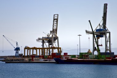 İspanya vinç ve liman arrecife teguise lanzarote