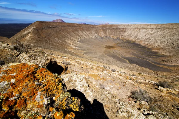 Vulkanische timanfaya rock steen sky lanzarote Spanje — Stockfoto