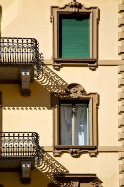 eski duvar ve Teras şehir İsviçre'nin merkezi