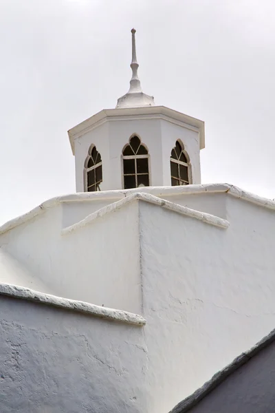 Torre en teguise arrecife lanzjalá españa — Foto de Stock