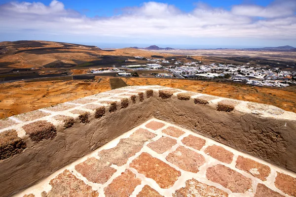 Dům arrecife lanzarote strážní věž v teguise — Stock fotografie