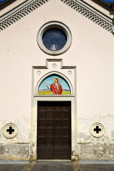 Italy brass brown knocker and wood  door  church — Stock Photo, Image