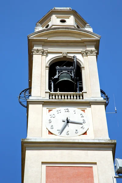 TRADATE eski soyut İtalya t ve kilise kulesine çan — Stok fotoğraf