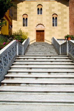 gün İtalya kilise tradate varese kapı giriş ve windows
