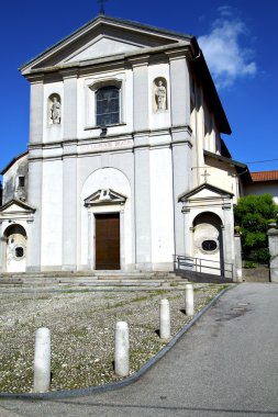 İtalya SUMIRAGO eski soyut bell güneşli bir gün