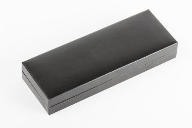 beyaz zemin üzerine dava