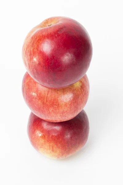 Μήλο στο λευκό φόντο — Φωτογραφία Αρχείου
