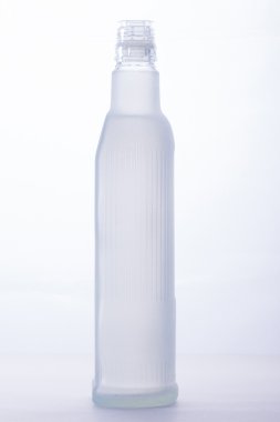 Beyaz zemin üzerine siluet