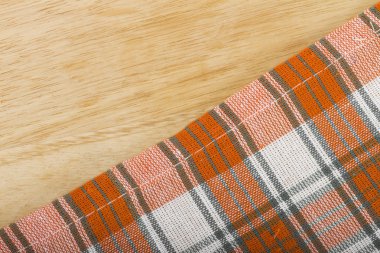 Beyaz arkaplanda havlu