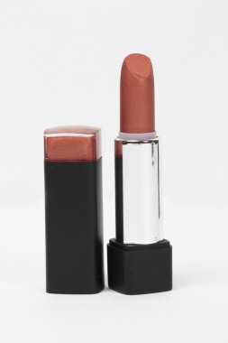 beyaz zemin üzerinde kozmetik