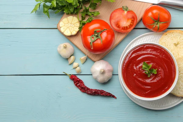 Tomato Soup Ingredients Cooking Tomatoes Garlic Oil Spices Top View — Stock Photo, Image