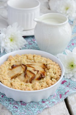 Elmalı pasta ve çiçekler Kahvaltı