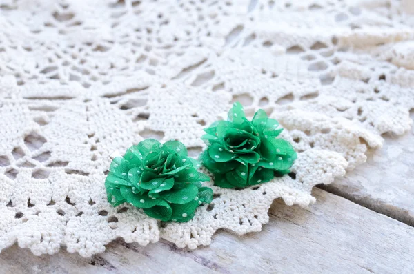 Green flowers hair pins — Stock Photo, Image