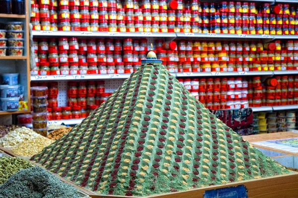 Colourful pyramid of spices — Stock Photo, Image
