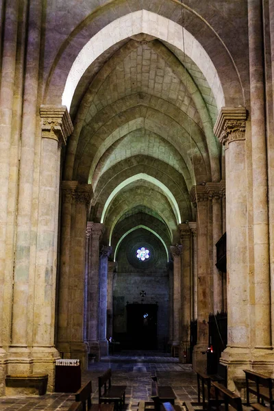 塔拉戈纳大教堂外的哥特式拱门 — 图库照片