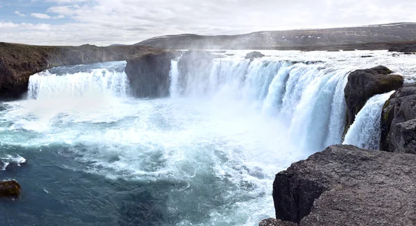 Icelandic waterfall Godafoss — Stock Photo, Image