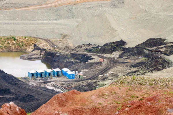 Colliery met bruinkool — Stockfoto