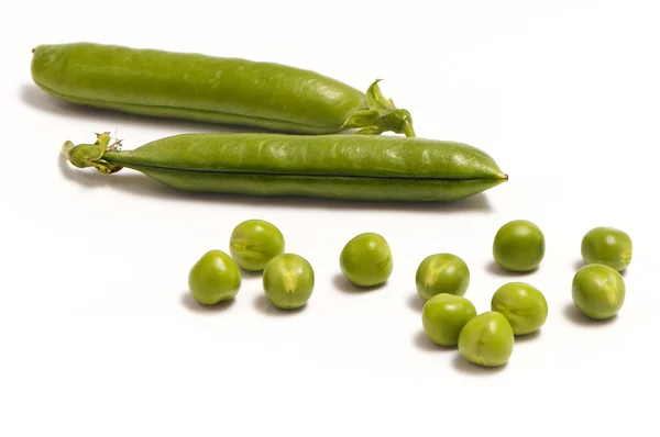 绿豌豆和豆荚 — 图库照片