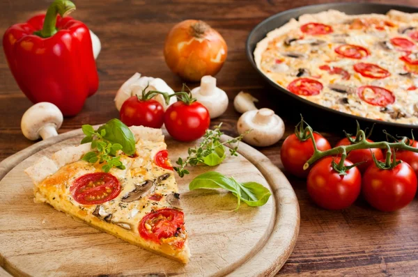 Vegetarische quiche — Stockfoto